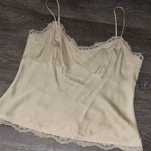 Ann taylor Lace tank top, Size 6 used but in mint condition